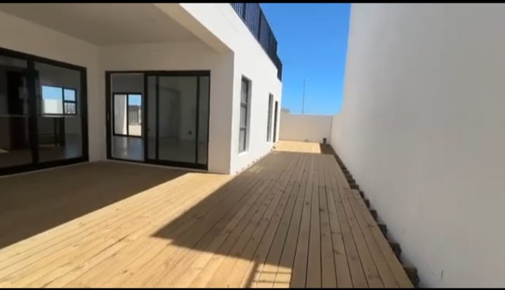 4 Bedroom Property for Sale in Sandown Western Cape